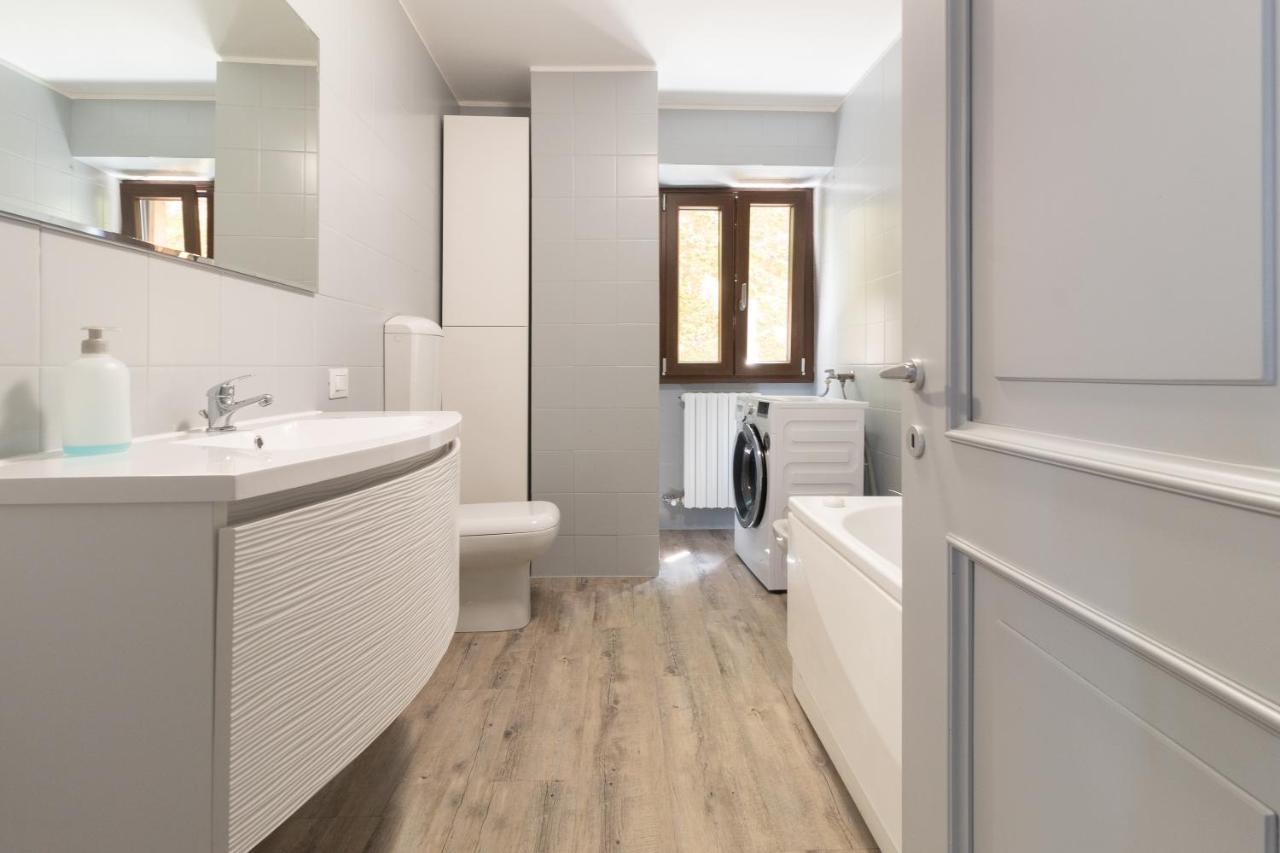 L Como Lake Apartment Luaran gambar